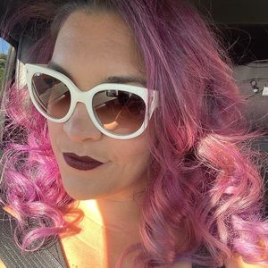 Meet your Posher, Brittney